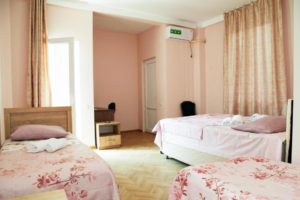 Hotel La Vie En Rose Kobuleti Exterior foto